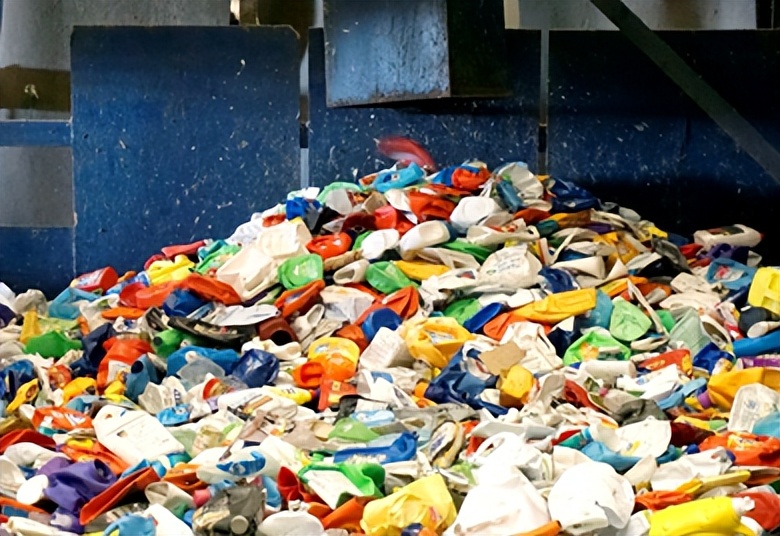 六部委提“推動(dòng)廢塑料、廢棄橡膠等廢舊化工材料再生和循環(huán)利用”